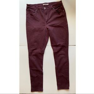 Levi’s 721 High-Rise Skinny size 32